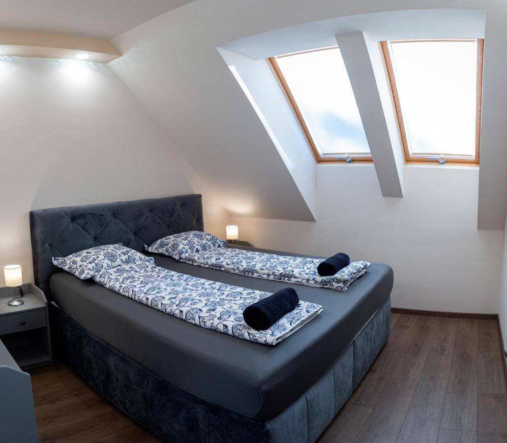 Dream Apartman 1 With Free Parking Дьёр Экстерьер фото